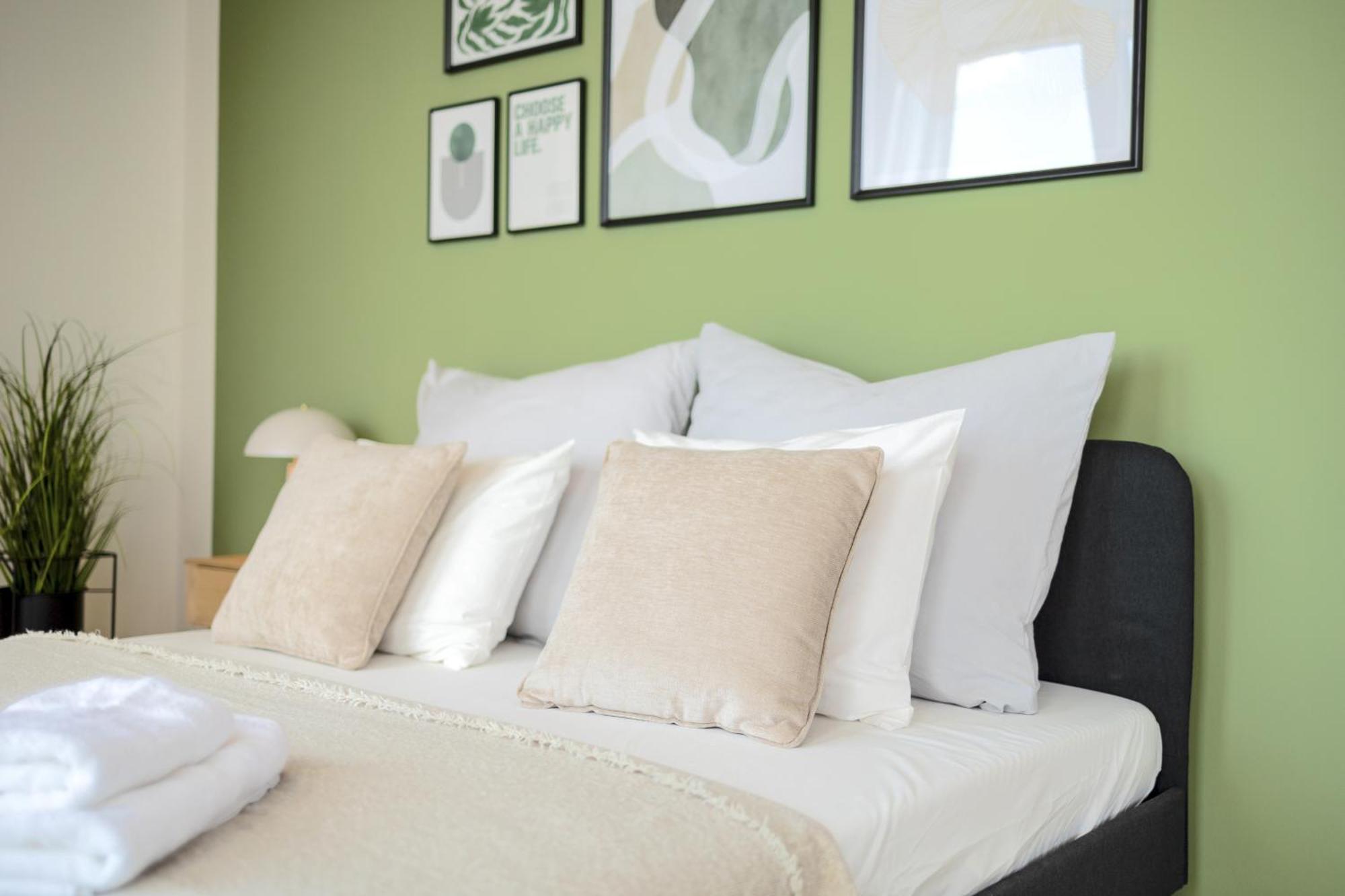 Bright 2Br - 8Th Floor, Balcony, Free Parking - By Gravity Prague Leilighet Eksteriør bilde