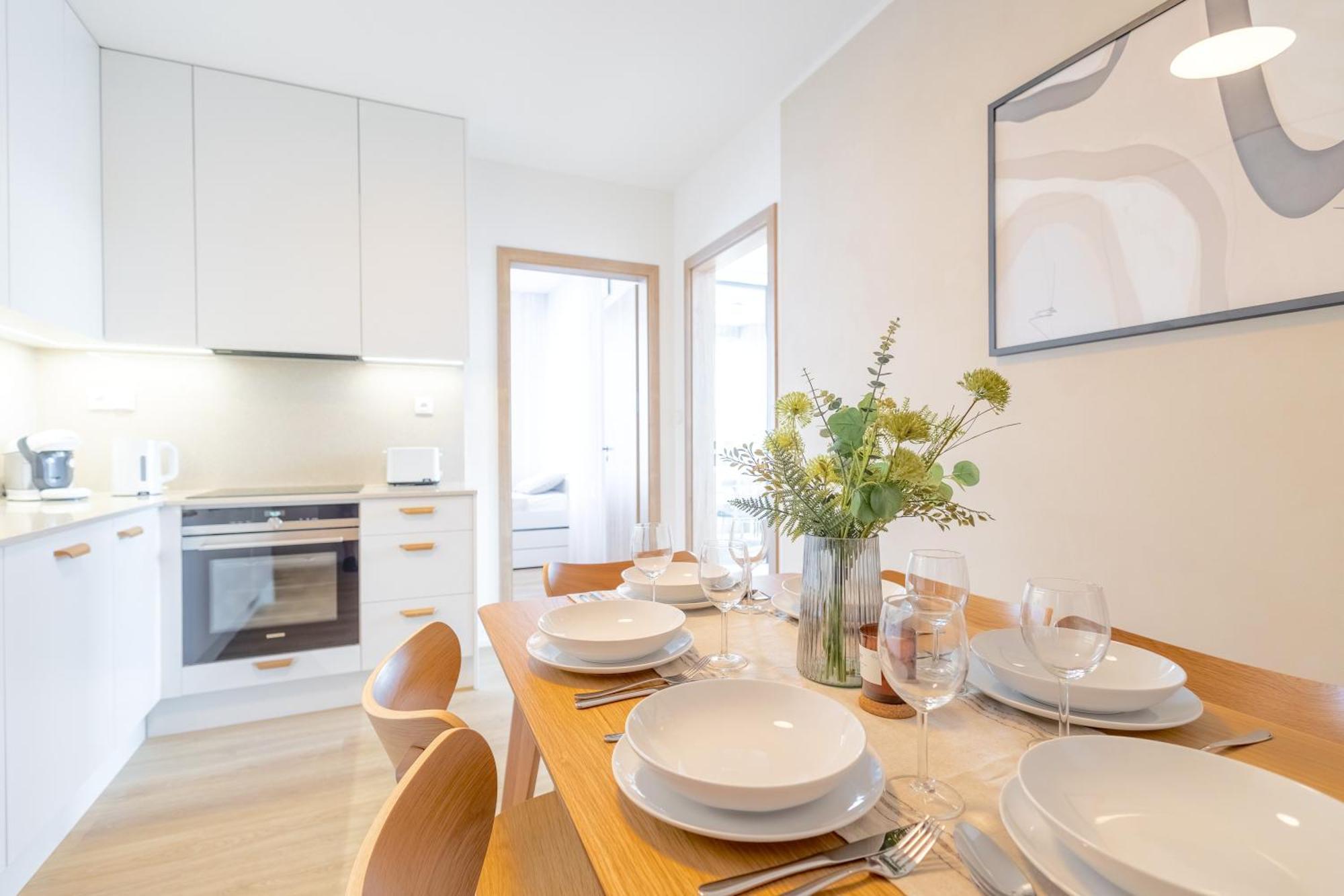 Bright 2Br - 8Th Floor, Balcony, Free Parking - By Gravity Prague Leilighet Eksteriør bilde